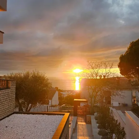 Sol - Sea View * Pjescana Uvala